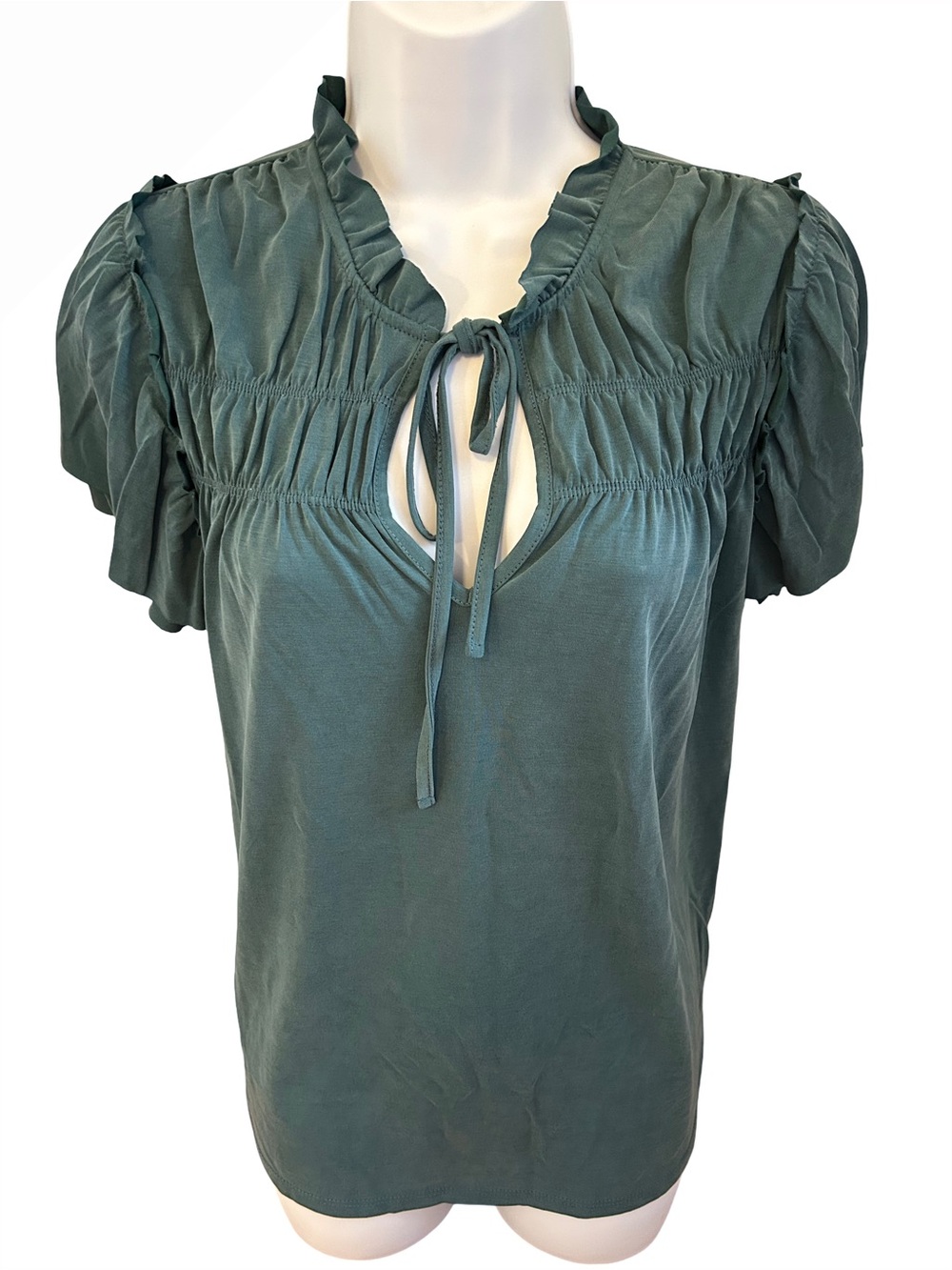 DAYTRIP RUFFLE FRONT TIE TOP - Picture 5 of 6